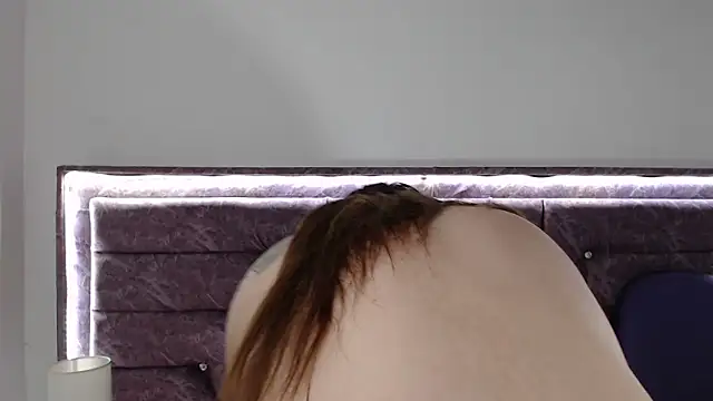 Snapshot of Penelope_Fox14 chatting on November 13, 2025, 12:31 pm Penelope Fox14 online show from November 13, 2025, 12:31 pm