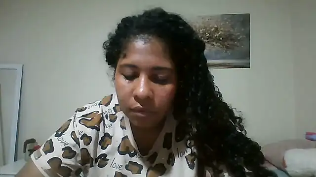 Ivon-09 online show from June 3, 2026, 11:09 pm