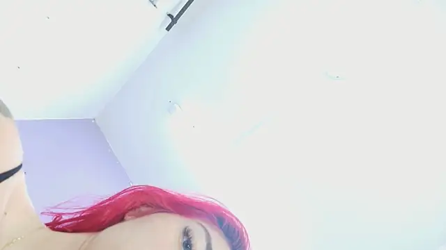 Snapshot of veronica_sinner_ chatting on February 19, 2025, 12:00 pm veronica sinner  online show from February 19, 2025, 12:00 pm