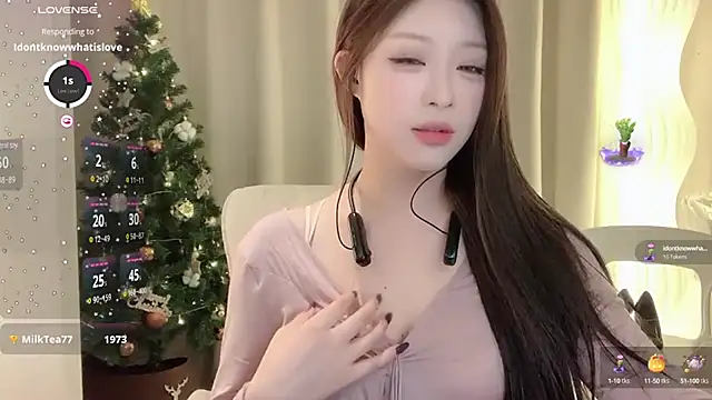 zhuzhu-520- online show from February 20, 2025, 7:41 pm