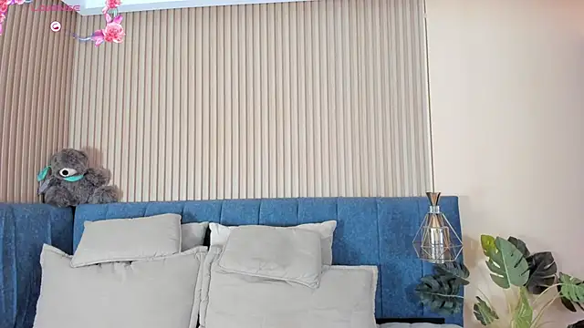 kathecute   online show from March 4, 2026, 1:46 am