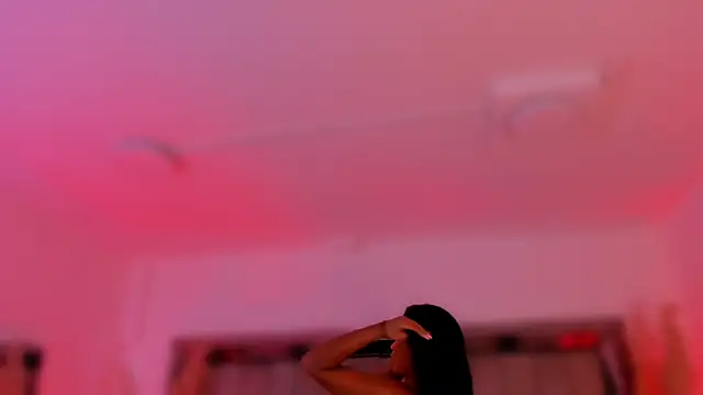 Snapshot of ChaynnaCooper chatting on December 4, 2025, 4:11 am ChaynnaCooper online show from December 4, 2025, 4:11 am