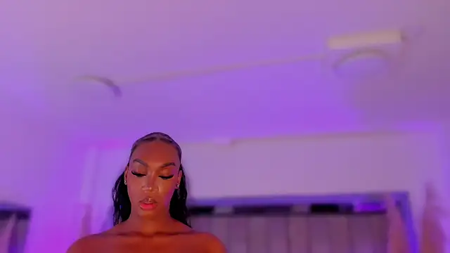 ChaynnaCooper online show from February 10, 2026, 4:22 am