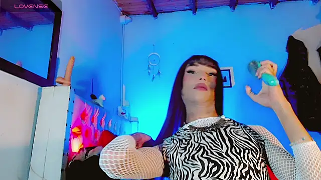 Snapshot of HELEM__S7 chatting on March 10, 2025, 10:45 pm HELEM S7 online show from March 10, 2025, 10:45 pm