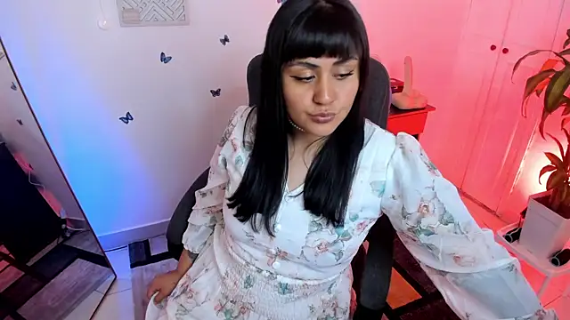 Snapshot of GretaX-X chatting on January 25, 2025, 2:25 pm GretaX-X online show from January 25, 2025, 2:25 pm