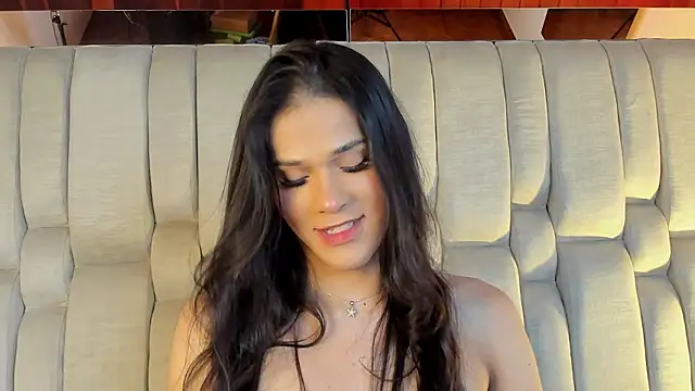 Isa Little Star online show from March 6, 2026, 3:34 am