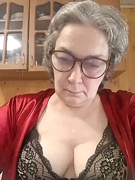 IrinaSweet54 online show from June 6, 2026, 8:41 am