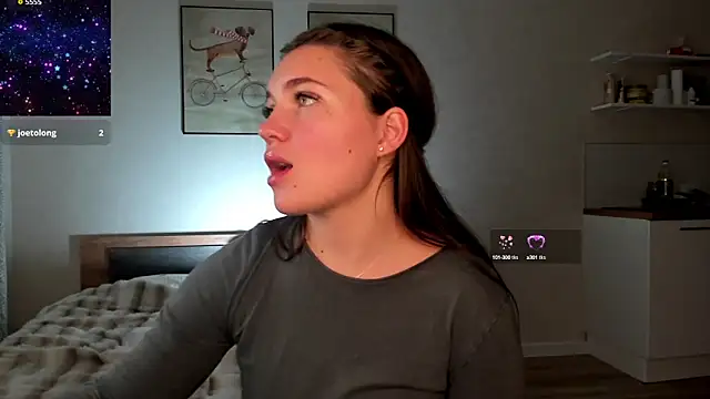 Snapshot of michelle_mirr chatting on October 18, 2025, 4:09 pm michelle mirr online show from October 18, 2025, 4:09 pm