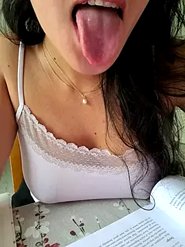 princess katey online show from September 25, 2025, 7:25 am