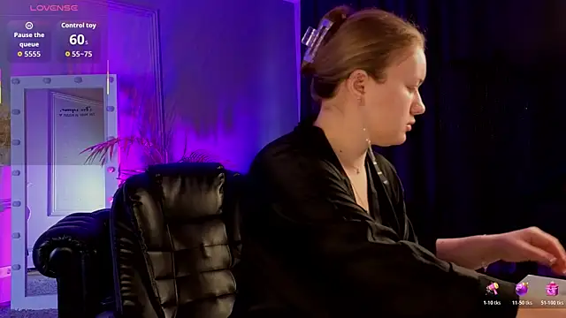 Snapshot of Ariell_Margot_ chatting on February 10, 2026, 9:41 am Ariell Margot online show from February 10, 2026, 9:41 am