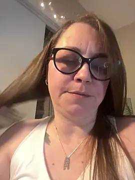 KaliRain69 online show from February 1, 2025, 3:52 am