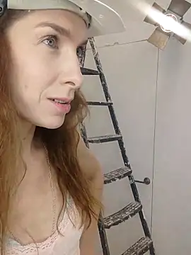 Snapshot of YourSuperModel chatting on October 28, 2025, 1:10 pm YourSuperModel online show from October 28, 2025, 1:10 pm