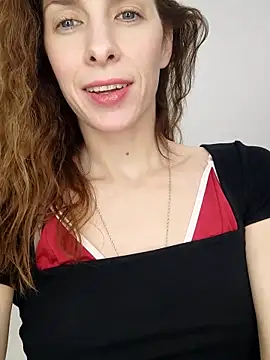 Snapshot of YourSuperModel chatting on November 8, 2025, 3:59 pm YourSuperModel online show from November 8, 2025, 3:59 pm