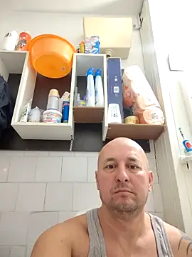 Snapshot of intx800 chatting on November 18, 2025, 3:21 am intx800 online show from November 18, 2025, 3:21 am