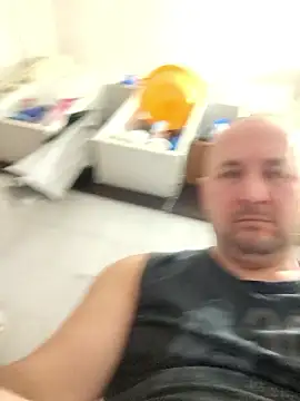 Snapshot of intx800 chatting on January 13, 2026, 5:39 pm intx800 online show from January 13, 2026, 5:39 pm