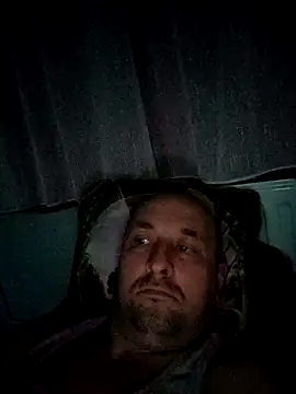 Snapshot of intx800 chatting on December 22, 2025, 5:02 pm intx800 online show from December 22, 2025, 5:02 pm