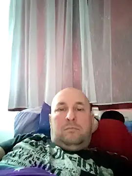 Snapshot of intx800 chatting on February 14, 2026, 3:01 pm intx800 online show from February 14, 2026, 3:01 pm