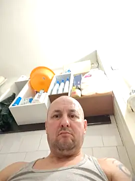 Snapshot of intx800 chatting on February 10, 2026, 3:16 am intx800 online show from February 10, 2026, 3:16 am