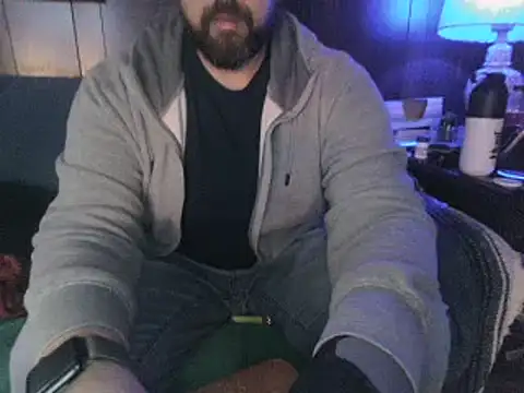 Snapshot of ThongerBBro chatting on December 28, 2024, 6:17 am ThongerBBro online show from December 28, 2024, 6:17 am