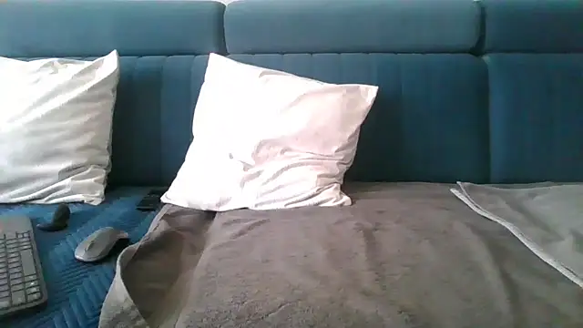 axecoman60 online show from March 18, 2025, 12:17 pm