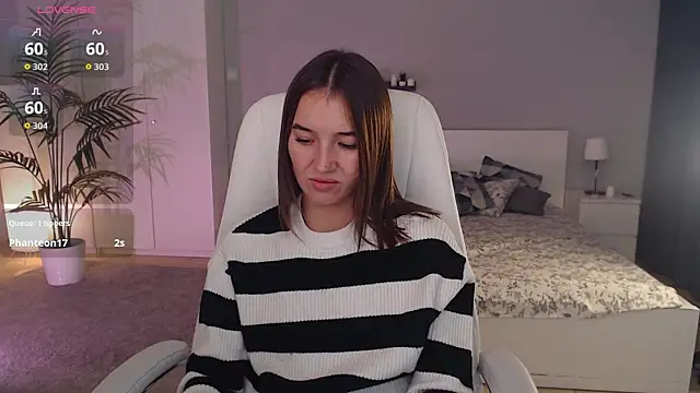 Snapshot of Bellla_Haddid chatting on September 12, 2025, 12:33 am Bellla Haddid online show from September 12, 2025, 12:33 am