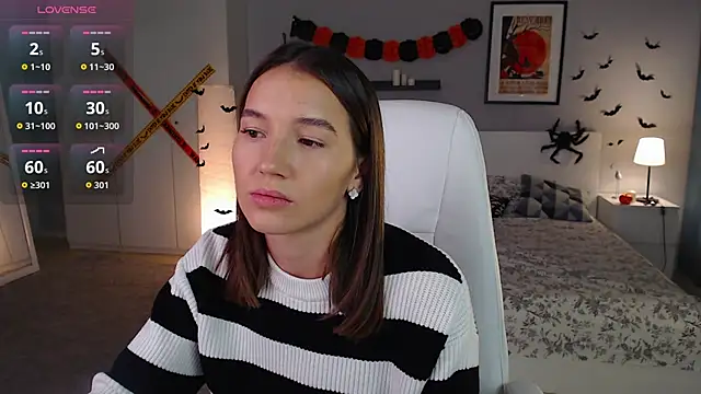 Snapshot of Bellla_Haddid chatting on October 25, 2025, 1:16 am Bellla Haddid online show from October 25, 2025, 1:16 am