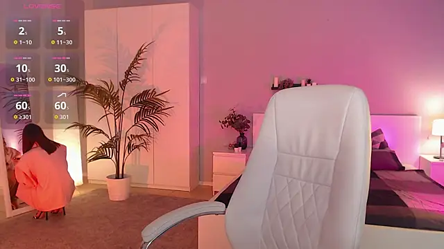 Snapshot of Bellla_Haddid chatting on September 9, 2025, 12:43 am Bellla Haddid online show from September 9, 2025, 12:43 am