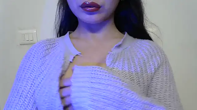 amrita2210 online show from October 29, 2025, 9:58 pm