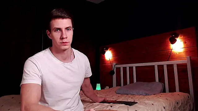 Chris Brien online show from February 26, 2025, 1:03 am