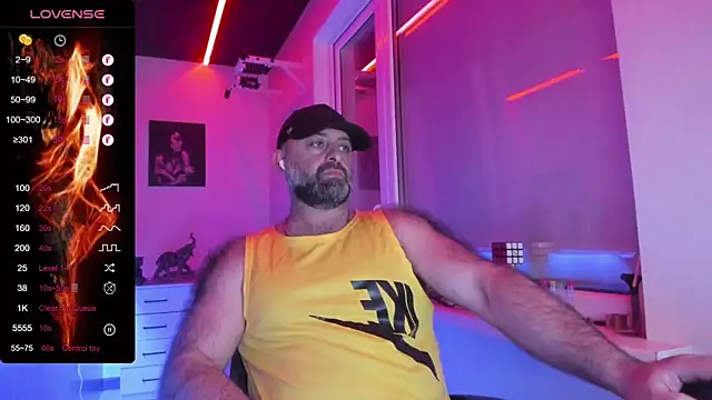 MAGABEAR077 online show from May 15, 2026, 9:24 pm