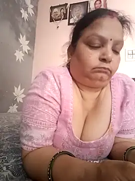 Snapshot of Kavya_kapoor chatting on May 15, 2026, 8:45 am Kavya kapoor online show from May 15, 2026, 8:45 am