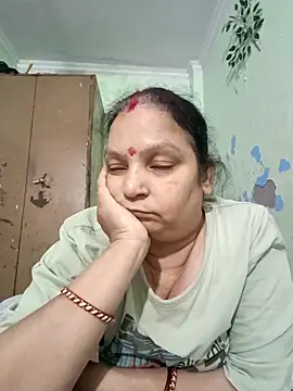 Kavya kapoor online show from October 1, 2025, 8:41 am