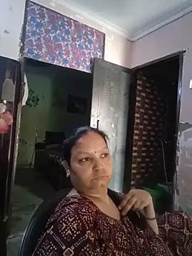 Snapshot of Kavya_kapoor chatting on May 29, 2026, 2:39 am Kavya kapoor online show from May 29, 2026, 2:39 am