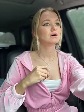 Devill Angel  online show from September 21, 2025, 10:20 am