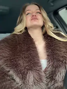 Devill Angel  online show from February 26, 2026, 11:10 am