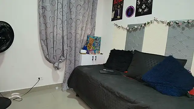 scarlett  morgan online show from March 26, 2026, 2:59 pm