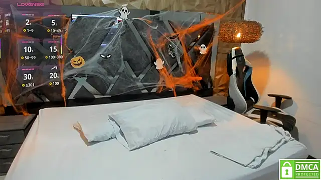 Rose Evans   online show from November 2, 2025, 5:01 am