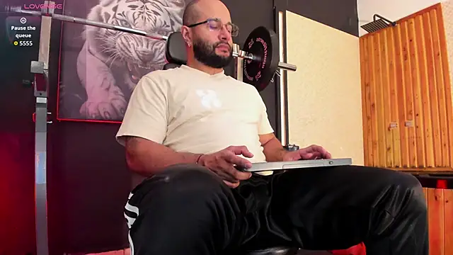 Luke  09 online show from February 23, 2026, 11:33 am