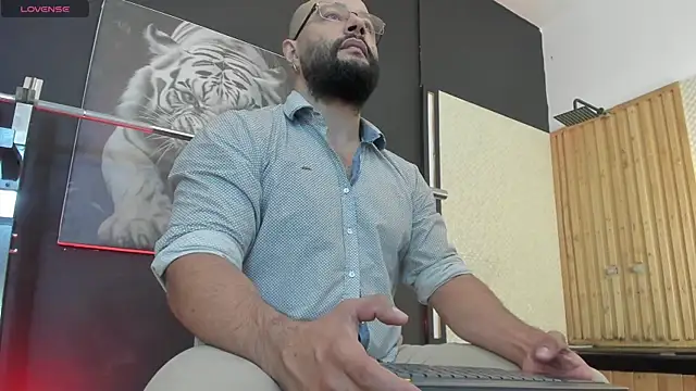 Luke  09 online show from November 28, 2025, 11:10 am