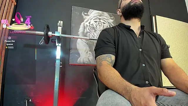 Luke  09 online show from December 19, 2025, 11:45 am