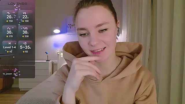 Snapshot of Pink_SeaGul chatting on January 30, 2025, 8:21 pm Pink SeaGul online show from January 30, 2025, 8:21 pm