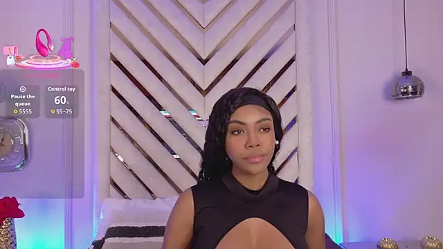 Lola King online show from June 8, 2026, 5:41 am