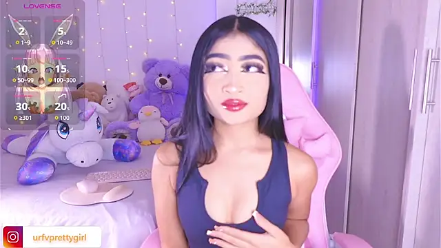 Snapshot of urfavprettygirl chatting on July 13, 2026, 6:35 am urfavprettygirl online show from July 13, 2026, 6:35 am