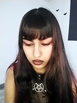 Little-Lucifer online show from October 4, 2025, 6:42 pm