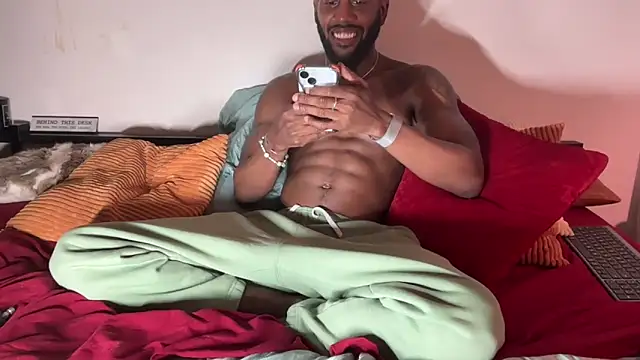 darkmattre07 online show from March 16, 2025, 3:47 am