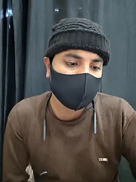 Snapshot of Fucker_boy_1 chatting on November 22, 2025, 5:39 am Fucker boy 1 online show from November 22, 2025, 5:39 am