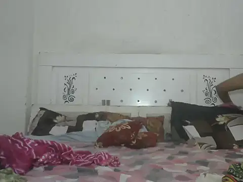 MONICA-LOVE online show from October 7, 2025, 5:36 pm