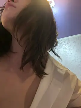 Snapshot of JoyFulLicss chatting on March 21, 2025, 5:34 pm JoyFulLicss online show from March 21, 2025, 5:34 pm