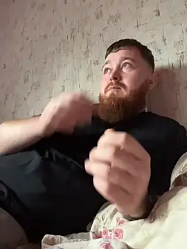 Snapshot of Artur6663 chatting on December 23, 2025, 10:58 am Artur6663 online show from December 23, 2025, 10:58 am