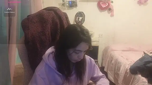 Snapshot of kattleya1407 chatting on February 9, 2026, 10:52 pm kattleya1407 online show from February 9, 2026, 10:52 pm